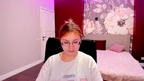 AngelinaLow online show from 02.23.26