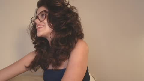   online show from 05.04.26