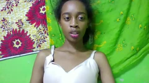 Snapshot of angeline221173 chatting on 05.07.26 angeline221173 online show from 05.07.26