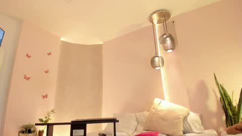 Angeline  online show from 12.17.25