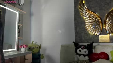 Snapshot of angeline__smith chatting on 07.30.26 Angeline Smith online show from 07.30.26