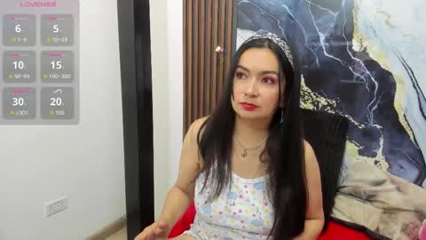 angeline online show from 10.14.25