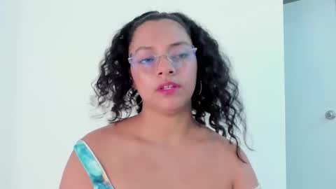 A F R O D I T A online show from 11.05.25