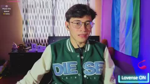 Snapshot of angelito18_twink chatting on 06.30.26 Angel online show from 06.30.26