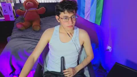 Snapshot of angelito18_twink chatting on 07.13.26 Angel online show from 07.13.26