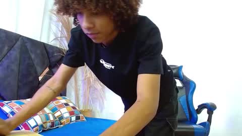 Angel online show from 11.13.25