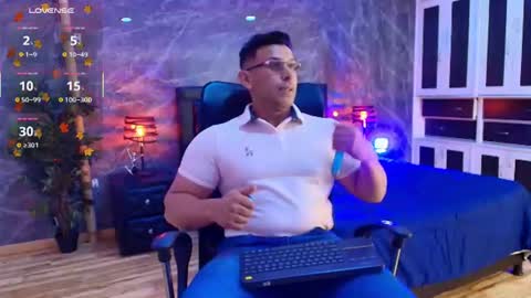 Snapshot of angell_rodriguez chatting on 06.20.26 angell_rodriguez online show from 06.20.26