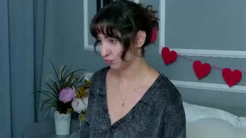 Snapshot of angellacox chatting on 06.25.26 angellacox online show from 06.25.26