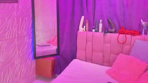 Angellike online show from 09.22.25