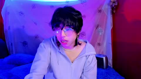 Snapshot of angellonfire chatting on 12.28.24 Angel  online show from 12.28.24