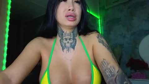 angellys online show from 11.15.25