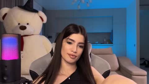 angelmi171 online show from 11.24.25