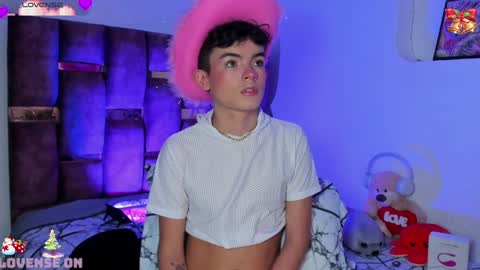 Angelo I work from home this is my room  online show from 12.11.24