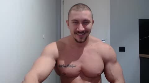  ------- SEX SHOW WITH GUYS AND GIRLS  MUSCLE SHOW online show from 12.02.24