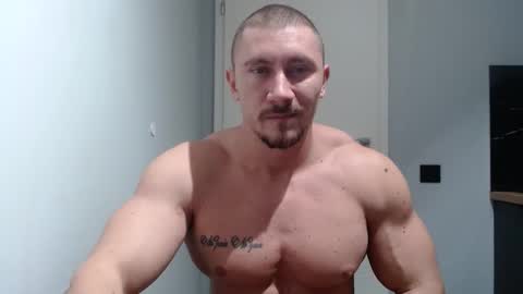  ------- SEX SHOW WITH GUYS AND GIRLS  MUSCLE SHOW online show from 12.02.24