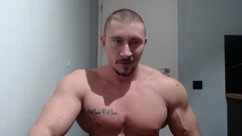  ------- SEX SHOW WITH GUYS AND GIRLS  MUSCLE SHOW online show from 12.02.24