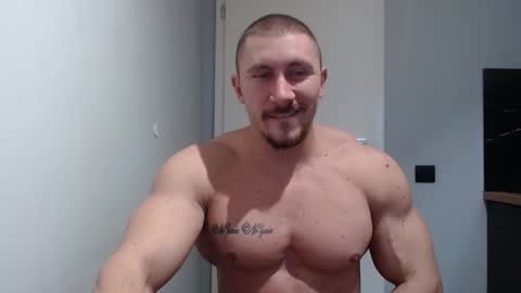  ------- SEX SHOW WITH GUYS AND GIRLS  MUSCLE SHOW online show from 12.03.24
