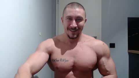  ------- SEX SHOW WITH GUYS AND GIRLS  MUSCLE SHOW online show from 12.03.24