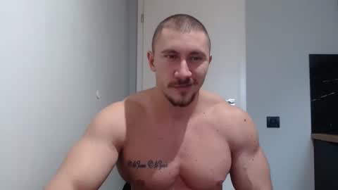  ------- SEX SHOW WITH GUYS AND GIRLS  MUSCLE SHOW online show from 12.04.24