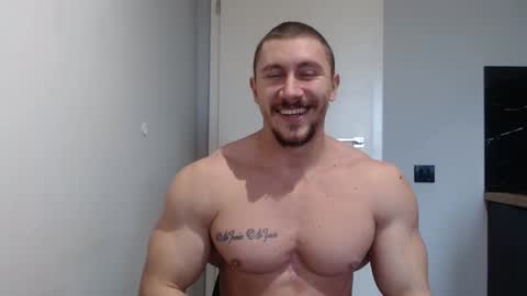  ------- SEX SHOW WITH GUYS AND GIRLS  MUSCLE SHOW online show from 12.16.24