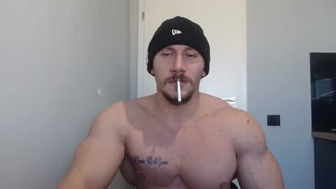  ------- SEX SHOW WITH GUYS AND GIRLS  MUSCLE SHOW online show from 01.18.25