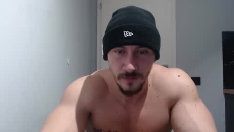  ------- SEX SHOW WITH GUYS AND GIRLS  MUSCLE SHOW online show from 01.20.25