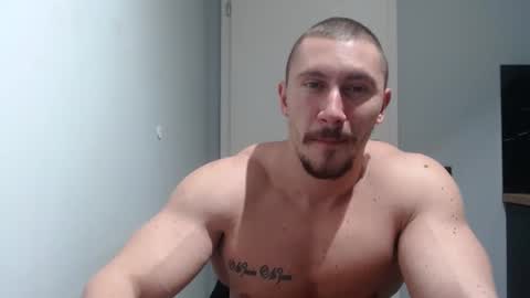  ------- SEX SHOW WITH GUYS AND GIRLS  MUSCLE SHOW online show from 02.13.25