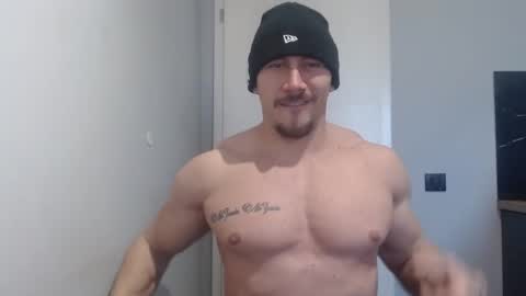 ------- SEX SHOW WITH GUYS AND GIRLS  MUSCLE SHOW online show from 02.20.25