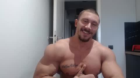  ------- SEX SHOW WITH GUYS AND GIRLS  MUSCLE SHOW online show from 10.01.25