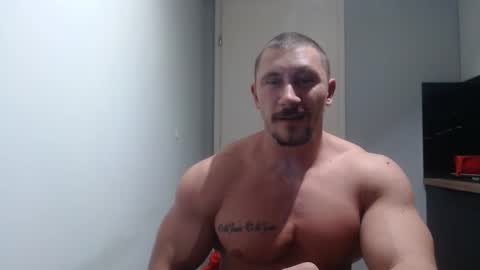 ------- SEX SHOW WITH GUYS AND GIRLS  MUSCLE SHOW online show from 10.30.25