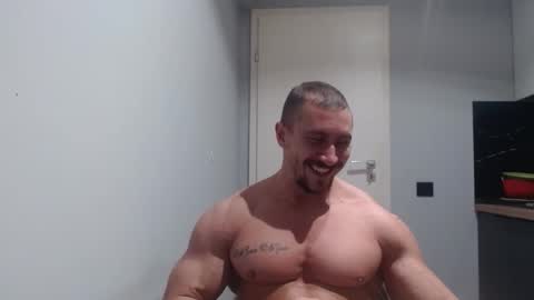  ------- SEX SHOW WITH GUYS AND GIRLS  MUSCLE SHOW online show from 12.05.25