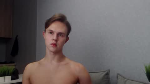 Angel online show from 11.15.25