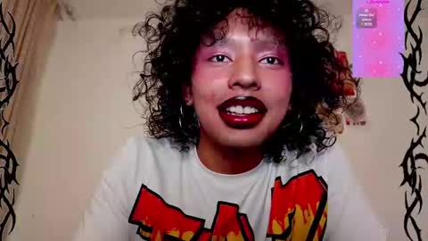 Snapshot of angelsdustxxx chatting on 01.30.25 online show from 01.30.25