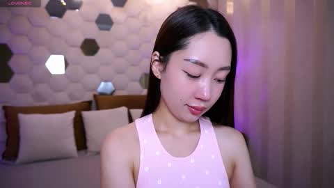 Snapshot of angelshy_ chatting on 09.28.25 angelshy_ online show from 09.28.25