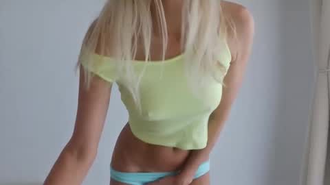 Alesia online show from 10.30.25