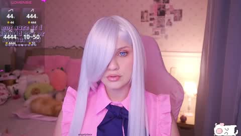 Snapshot of angelytaxx chatting on 01.26.25 Angel online show from 01.26.25