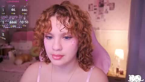 Snapshot of angelytaxx chatting on 02.14.25 Angel online show from 02.14.25