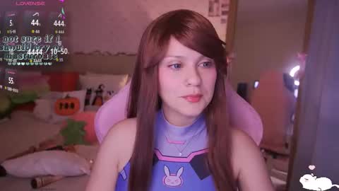 Snapshot of angelytaxx chatting on 09.14.25 Angel online show from 09.14.25