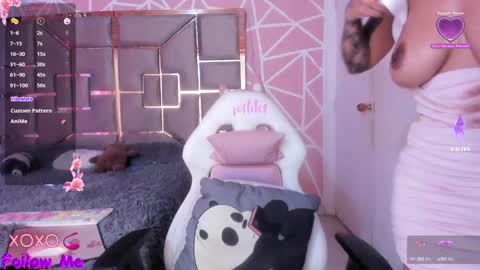 Anggi  online show from 02.08.25