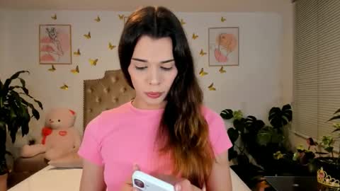 Anabella online show from 10.30.25