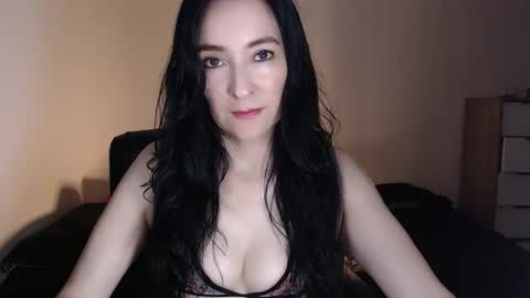 VALENTINA online show from 10.26.25