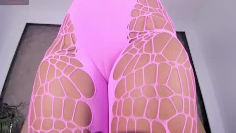 Snapshot of angy_avila chatting on 10.25.25 angy_avila online show from 10.25.25