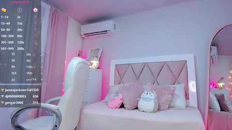 Ania online show from 02.14.25