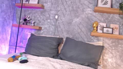     online show from 11.21.25