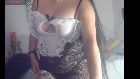 Snapshot of anii_mantilla chatting on 09.25.25 Anii Mantilla online show from 09.25.25