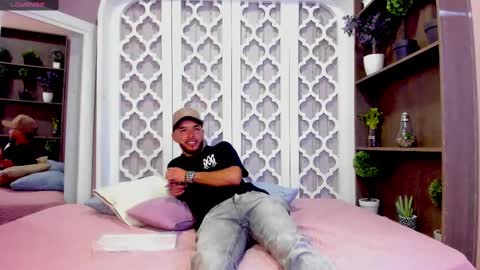 aniie_west online show from 02.07.25