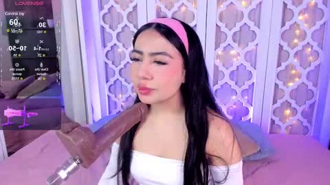 aniie_west online show from 02.09.25