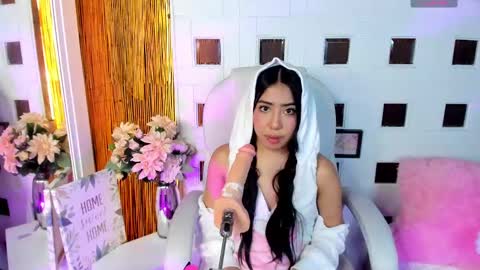 aniie_west online show from 03.05.25