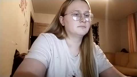 Anika online show from 10.07.25