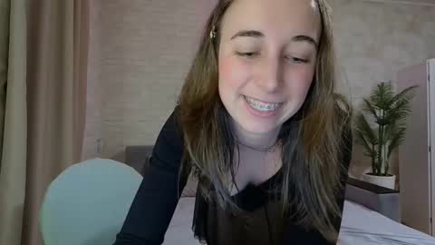 Snapshot of anikabloom chatting on 02.05.25 anikabloom online show from 02.05.25